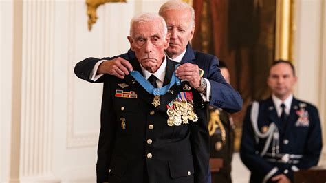 vietnam medal of honor